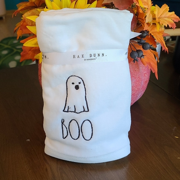 Rae Dunn "Boo" Ghost Hand Towels - Set of 2 - Picture 3 of 3